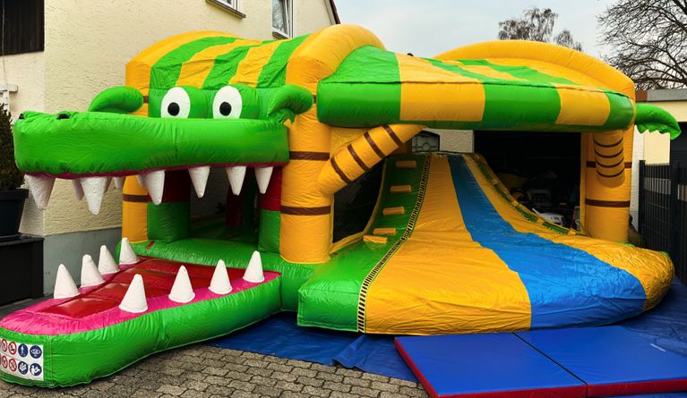 Hüpfburg zum Ausleihen Leih Hüpfburg leihen Ritterburg Jungen